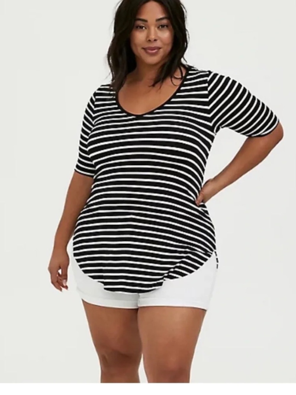 Torrid Black & White Striped Scoop Neck Tunic Top size 4